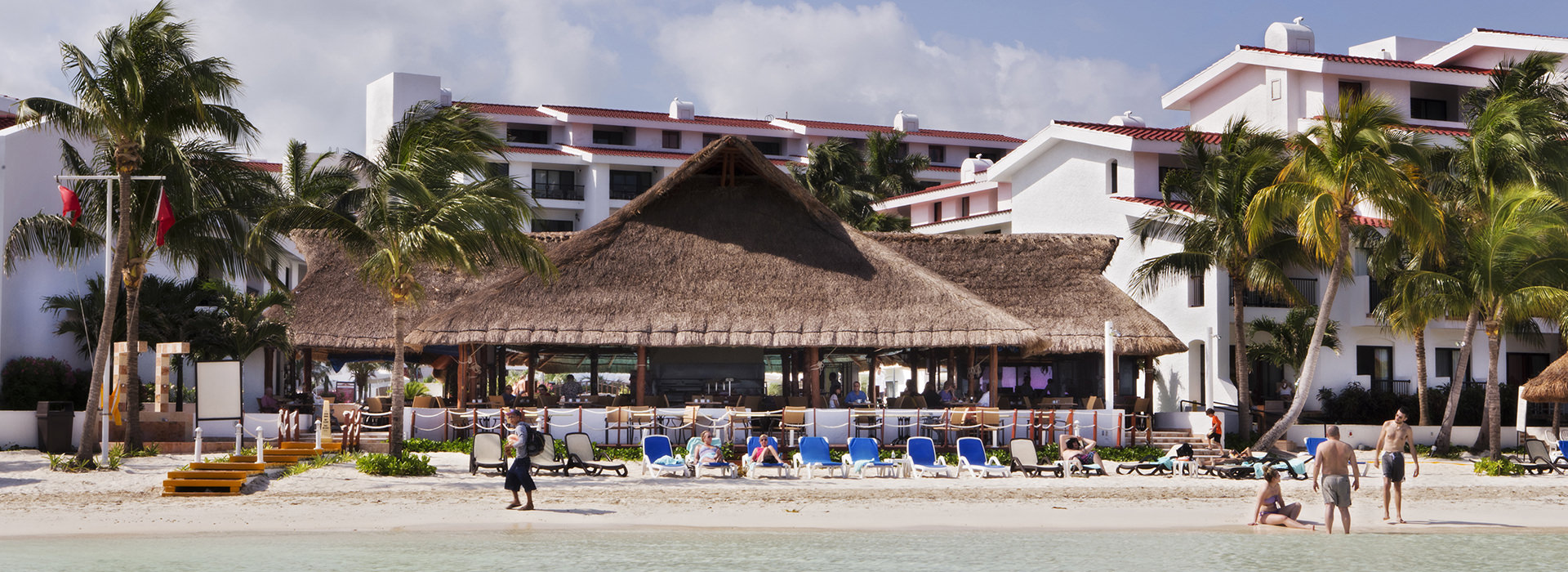beachfront restaurant in Cancun resort